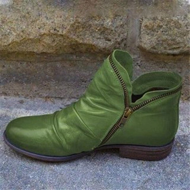 Victoria™ – Leather Boots with Practical Zipper